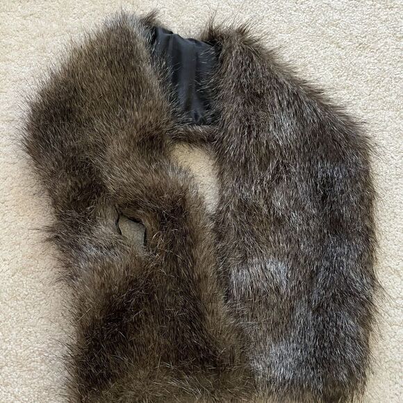 Faux Fur Scarf Wrap Brown Pull-Through Wedding Evening Formal Prom Mob Wife - Picture 8 of 9